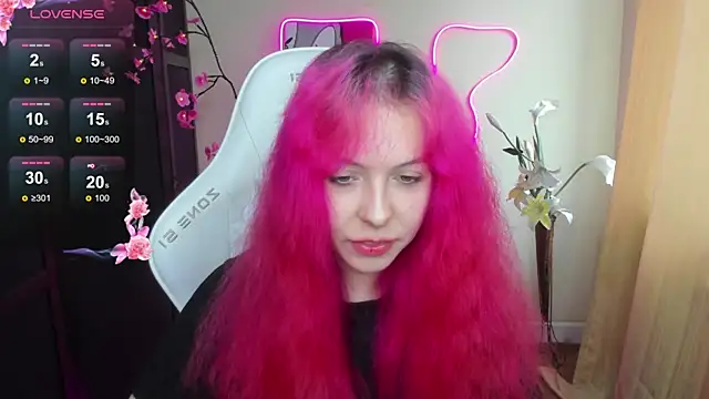 Snapshot of InfernoKitten chatting on May 7, 2026, 12:59 am InfernoKitten online show from May 7, 2026, 12:59 am