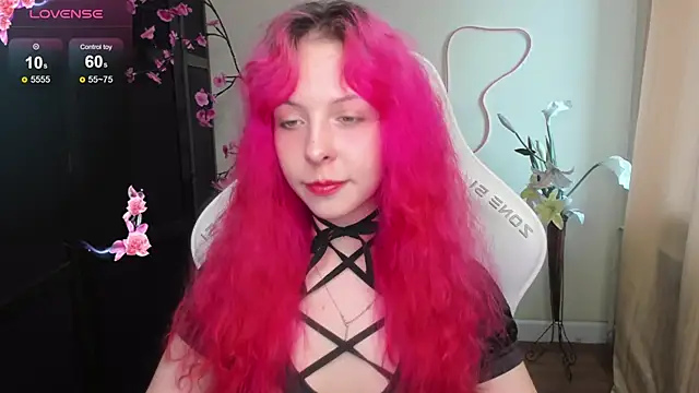 Snapshot of InfernoKitten chatting on May 10, 2026, 12:58 am InfernoKitten online show from May 10, 2026, 12:58 am
