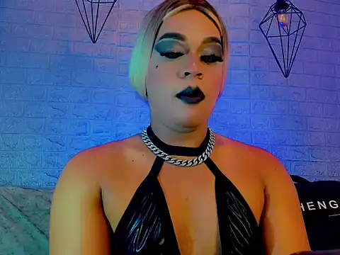 CristalGill  online show from June 18, 2026, 7:30 pm