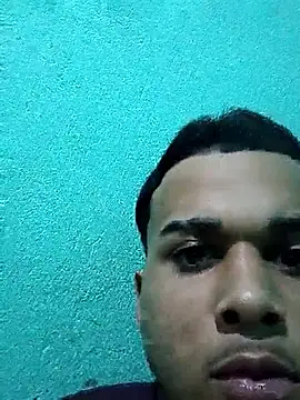 novinhokk22 online show from April 23, 2026, 1:57 pm