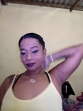 Snapshot of MissyLoveCreator chatting on April 25, 2026, 10:18 am MissyLoveCreator online show from April 25, 2026, 10:18 am