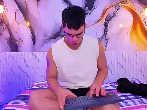 Snapshot of Ethan_Carter1 chatting on May 20, 2026, 12:13 pm Ethan Carter1 online show from May 20, 2026, 12:13 pm
