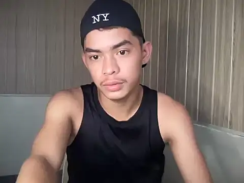 yourhotasian jhonpol16 online show from June 16, 2026, 1:27 am