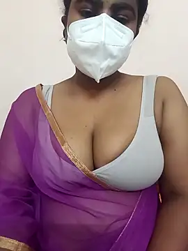 baby queen886 online show from April 14, 2026, 6:24 pm