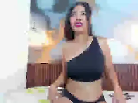 Vanessa Lune online show from May 9, 2026, 1:03 pm