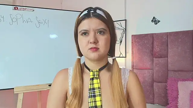 SophiaConor1 online show from April 12, 2026, 7:50 pm