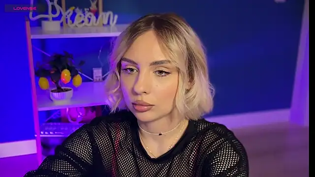 mari grey online show from May 8, 2026, 9:18 pm