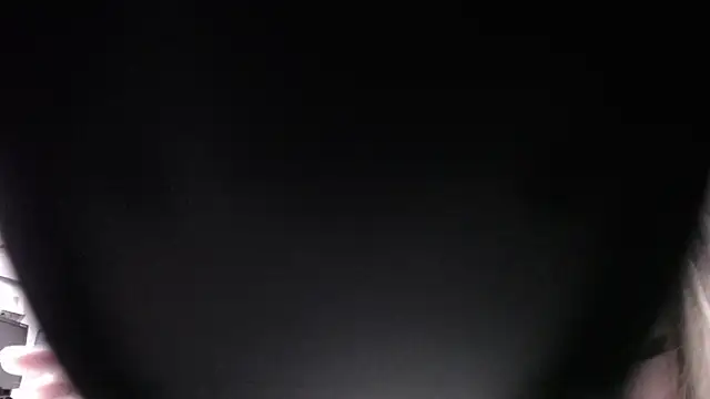 VALELUXX online show from May 7, 2026, 10:24 pm