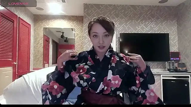 Snapshot of Yuu_jpn chatting on July 12, 2026, 11:11 am Yuu jpn online show from July 12, 2026, 11:11 am