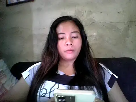 pinayysimple online show from April 28, 2026, 3:00 am