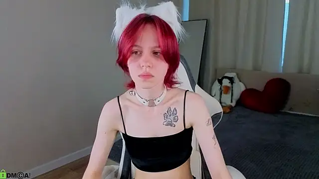 Snapshot of Milena_Milyan chatting on June 21, 2026, 1:22 am Milena Milyan online show from June 21, 2026, 1:22 am