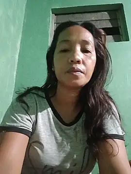 morenabb69 online show from May 25, 2026, 5:55 pm