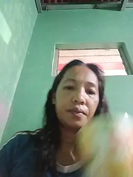 morenabb69 online show from May 20, 2026, 9:12 pm