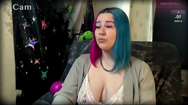 Snapshot of Neon_Baddie chatting on May 9, 2026, 7:45 am Neon Baddie online show from May 9, 2026, 7:45 am