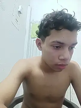 Snapshot of curious_straight_guy chatting on July 11, 2026, 2:23 am curious straight guy online show from July 11, 2026, 2:23 am