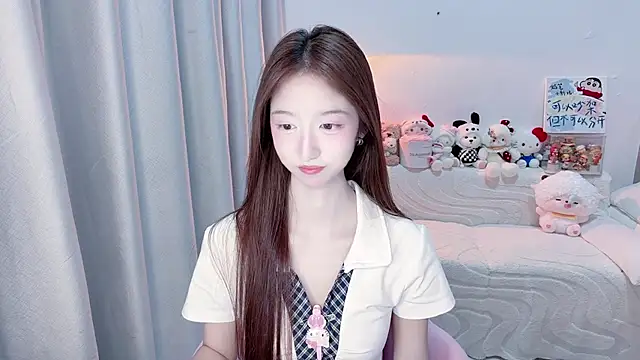Snapshot of lucky-tt chatting on July 17, 2026, 11:35 pm lucky-tt online show from July 17, 2026, 11:35 pm