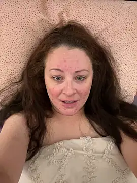NeedyKitty47 online show from May 26, 2026, 11:08 am