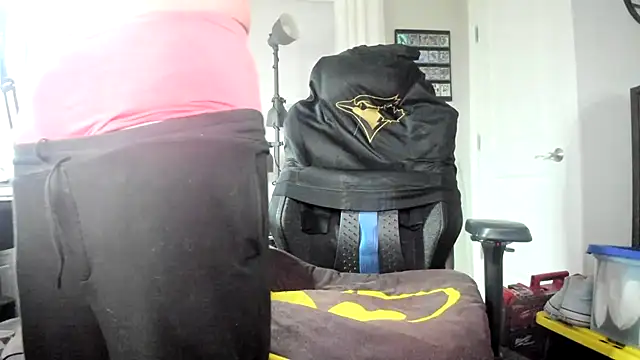 Ironpt03 online show from April 13, 2026, 1:15 pm