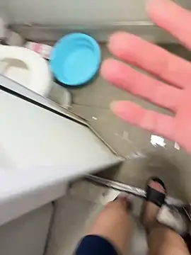 Snapshot of traisexxi chatting on April 13, 2026, 3:38 pm traisexxi online show from April 13, 2026, 3:38 pm