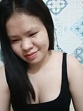 Seraphinahh online show from June 29, 2026, 4:17 pm