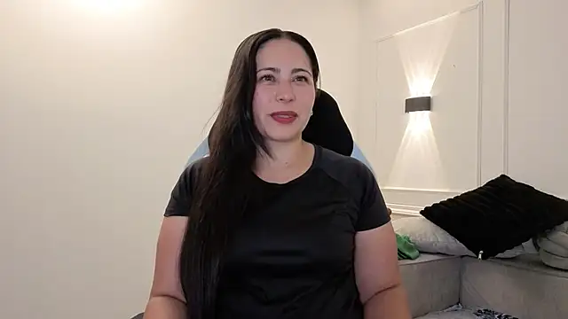 valeriavg online show from June 15, 2026, 11:21 am