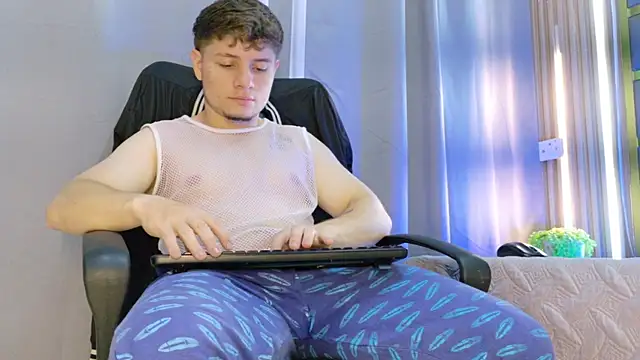 Leo Miller  online show from April 27, 2026, 12:14 pm