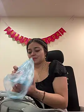 Snapshot of Selene__Ferrer chatting on April 23, 2026, 1:13 pm Selene Ferrer online show from April 23, 2026, 1:13 pm