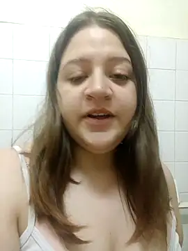 Snapshot of onnie18 chatting on April 14, 2026, 6:29 am onnie18 online show from April 14, 2026, 6:29 am