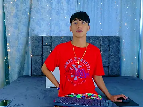 Snapshot of IhanKing chatting on May 23, 2026, 6:51 pm IhanKing online show from May 23, 2026, 6:51 pm