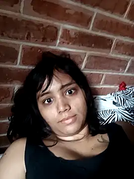 jellyyynspicyyy online show from April 26, 2026, 8:33 am