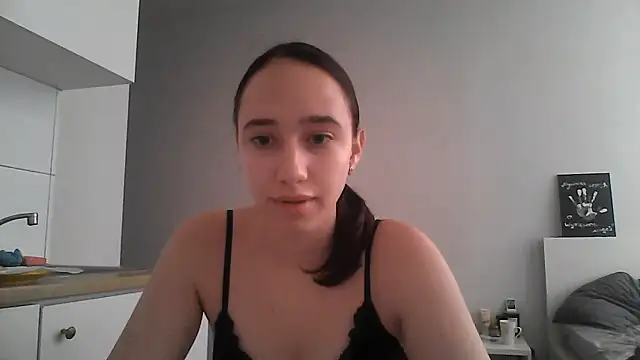 Snapshot of DarkMirel chatting on July 9, 2026, 3:55 pm DarkMirel online show from July 9, 2026, 3:55 pm