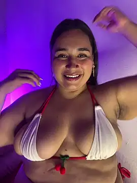 Snapshot of Cotton_angel chatting on May 11, 2026, 4:14 am Cotton angel online show from May 11, 2026, 4:14 am