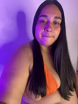 Snapshot of Cotton_angel chatting on April 24, 2026, 4:14 am Cotton angel online show from April 24, 2026, 4:14 am