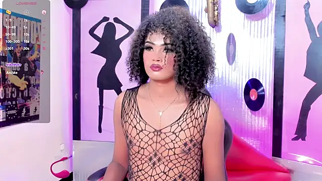  Isabella Castro online show from May 8, 2026, 3:21 am