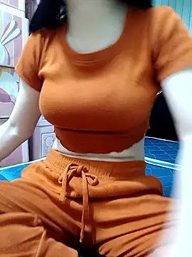 -Tiranly- online show from April 15, 2026, 6:52 am