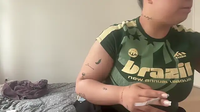 Snapshot of asianbbygyal chatting on April 15, 2026, 4:22 pm asianbbygyal online show from April 15, 2026, 4:22 pm