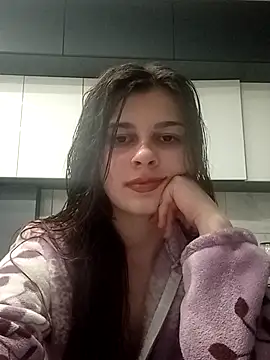 Snapshot of Eveline5038 chatting on April 15, 2026, 7:18 pm Eveline5038 online show from April 15, 2026, 7:18 pm