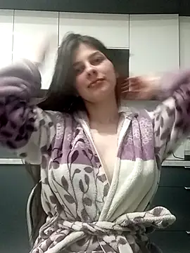 Snapshot of Eveline5038 chatting on April 15, 2026, 7:58 pm Eveline5038 online show from April 15, 2026, 7:58 pm