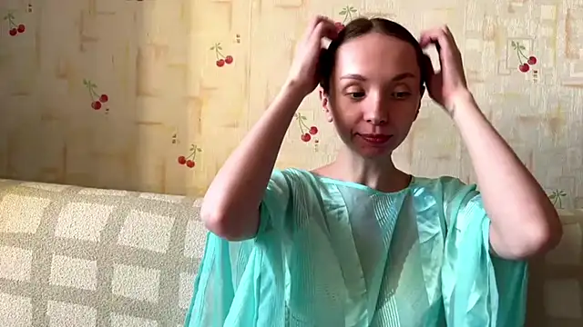 AdriannaBill online show from April 26, 2026, 4:26 pm