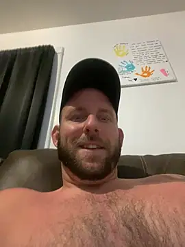 phattyluv89 online show from June 4, 2026, 4:17 am