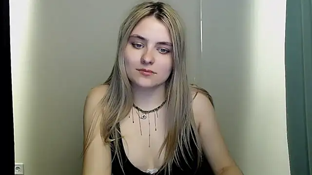  shy sabrina   online show from April 16, 2026, 5:36 pm