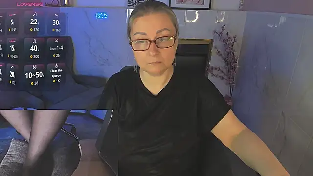 Alexandra Kind online show from April 21, 2026, 8:48 pm