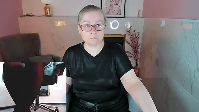 Alexandra Kind online show from May 1, 2026, 1:27 pm