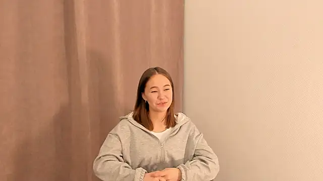 Snapshot of LidaMarken chatting on April 16, 2026, 3:24 pm LidaMarken online show from April 16, 2026, 3:24 pm