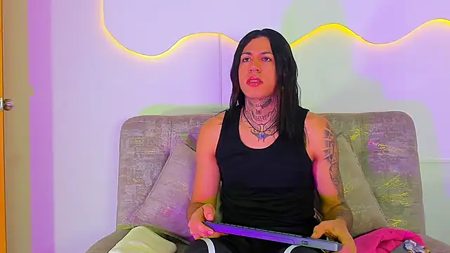 Aohomlester  online show from June 12, 2026, 1:09 pm