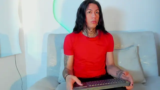 Aohomlester  online show from May 28, 2026, 1:06 pm