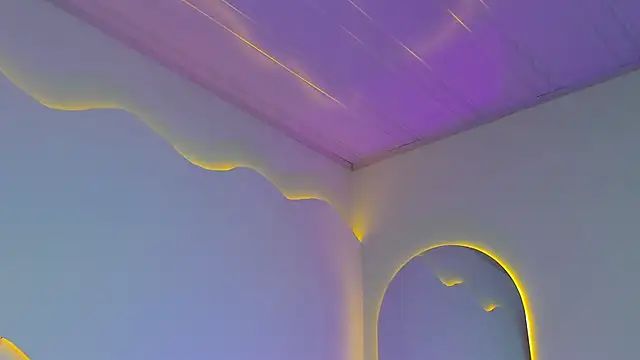 Snapshot of MiaMalcova__ chatting on May 1, 2026, 8:36 pm MiaMalcova online show from May 1, 2026, 8:36 pm