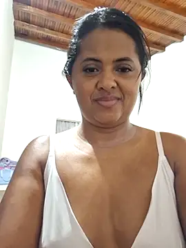 Ayla Phone online show from May 12, 2026, 4:09 am