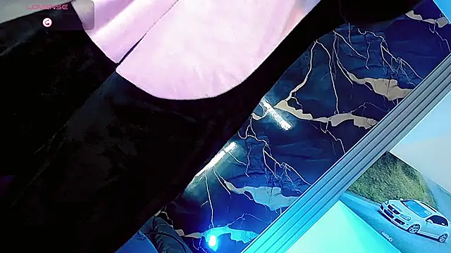 Snapshot of moon_sweet- chatting on June 21, 2026, 1:06 pm moon sweet- online show from June 21, 2026, 1:06 pm