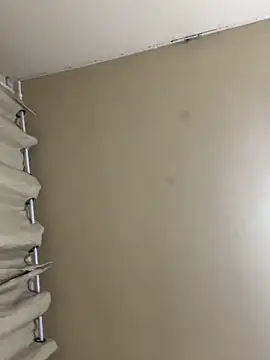 Novinho magrinho online show from April 18, 2026, 8:42 pm